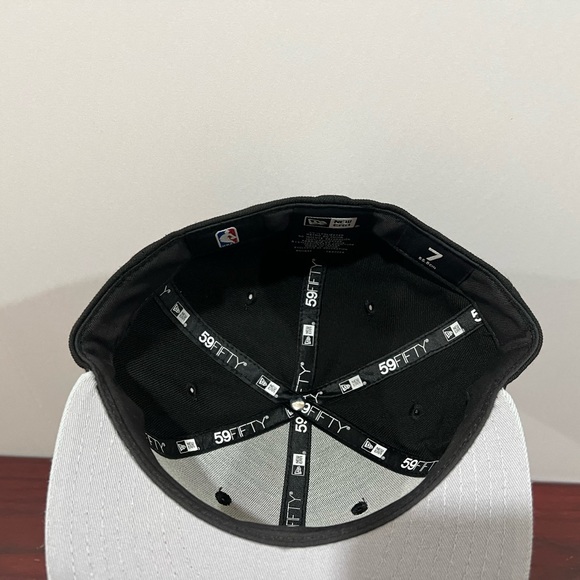 New Era, 59Fifty Fitted Hat, Brooklyn Nets, 2012 - Picture 8 of 10